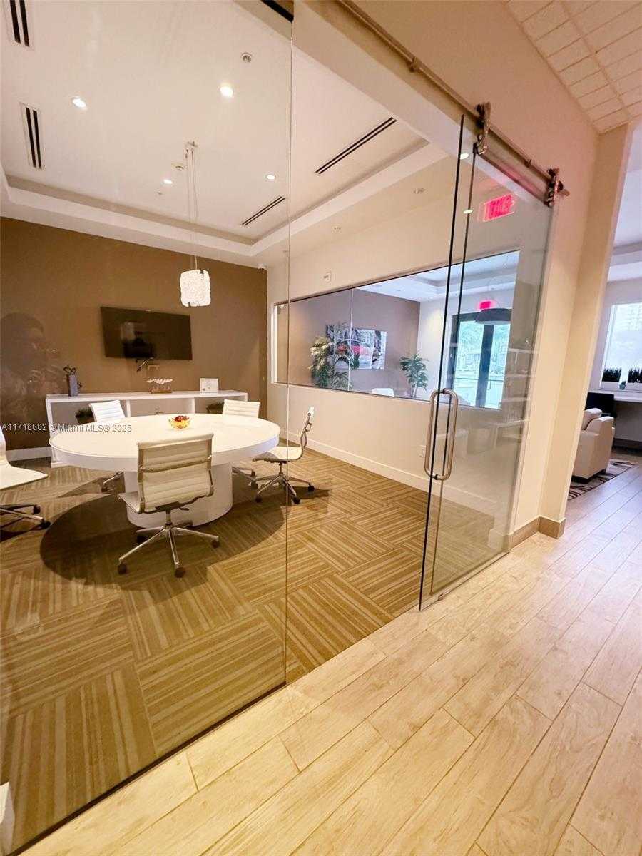 Small Image of 999 SOUTH WEST 1ST AVE #2611, Miami Number 15