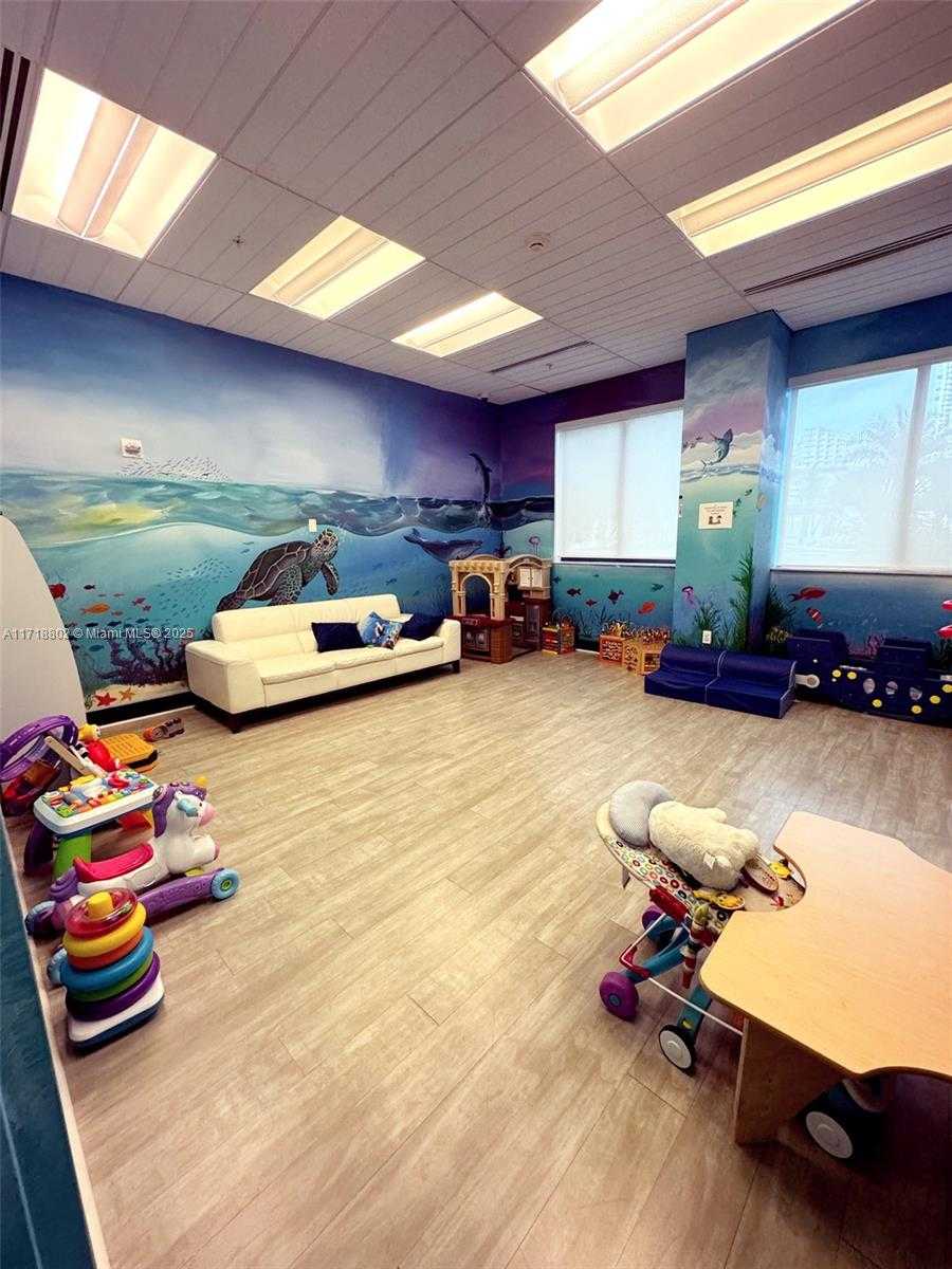 Small Image of 999 SOUTH WEST 1ST AVE #2611, Miami Number 16