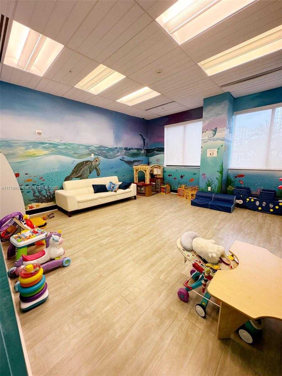 Small Image of 999 SOUTH WEST 1ST AVE #2611, Miami Number 18
