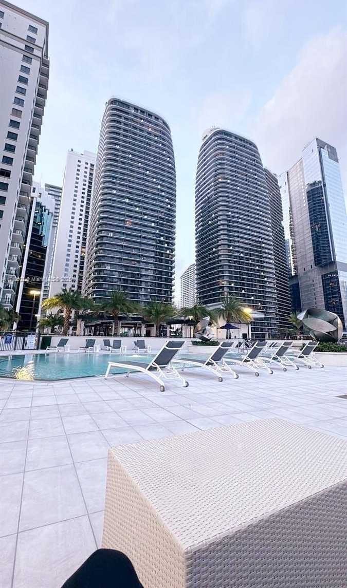 Small Image of 999 SOUTH WEST 1ST AVE #2611, Miami Number 24