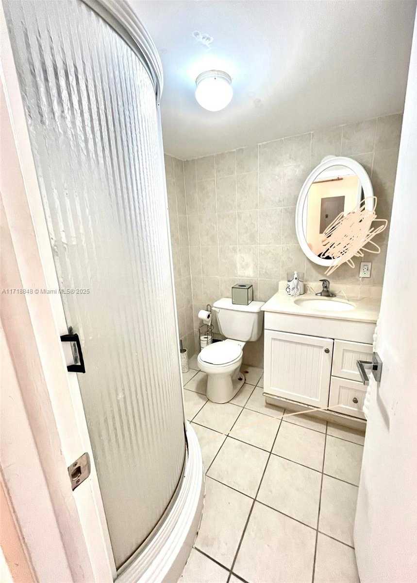 Small Image of 4000 NORTH EAST 170 ST #102, North Miami Beach Number 19