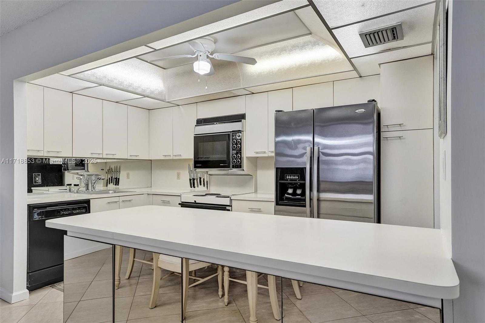 Small Image of 3350 NORTH EAST 192ND ST #4A-B, Aventura Number 10