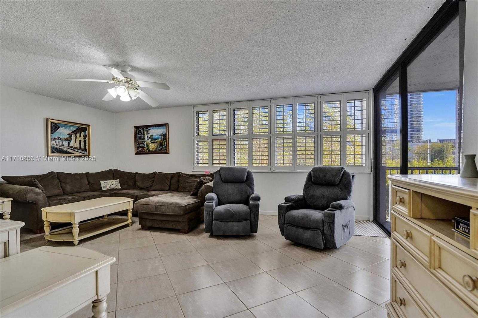 Small Image of 3350 NORTH EAST 192ND ST #4A-B, Aventura Number 14