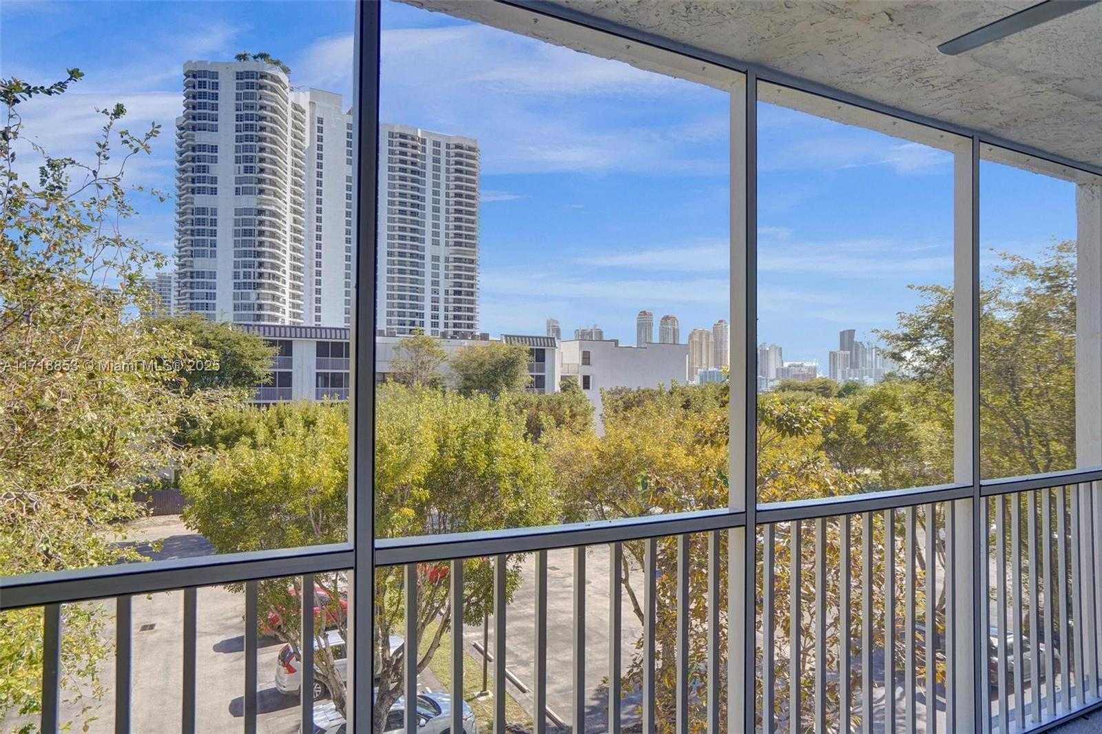 Small Image of 3350 NORTH EAST 192ND ST #4A-B, Aventura Number 31