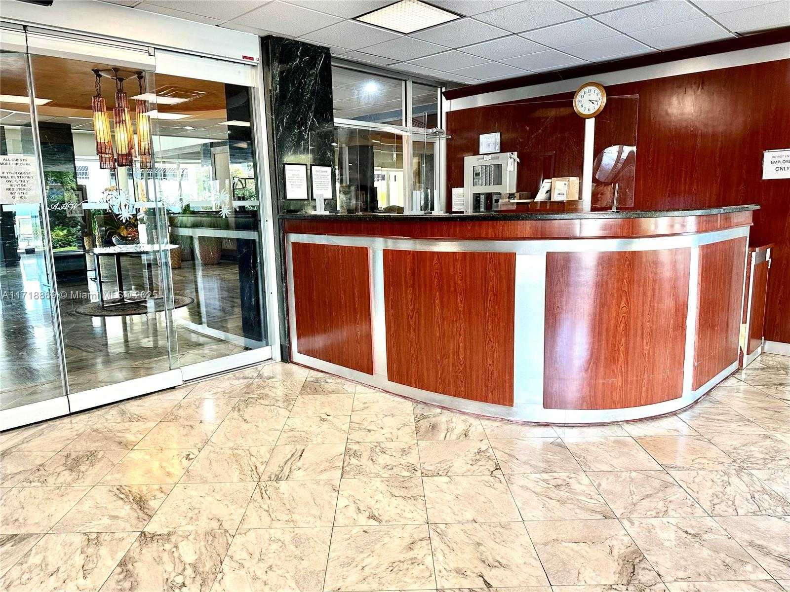 Small Image of 500 BAYVIEW DR #1531, Sunny Isles Beach Number 18