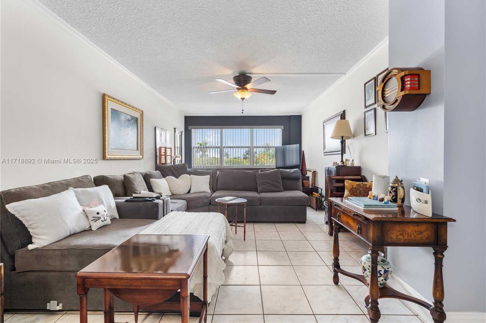 Small Image of 2555 NORTH EAST 11TH ST #303, Fort Lauderdale Number 10