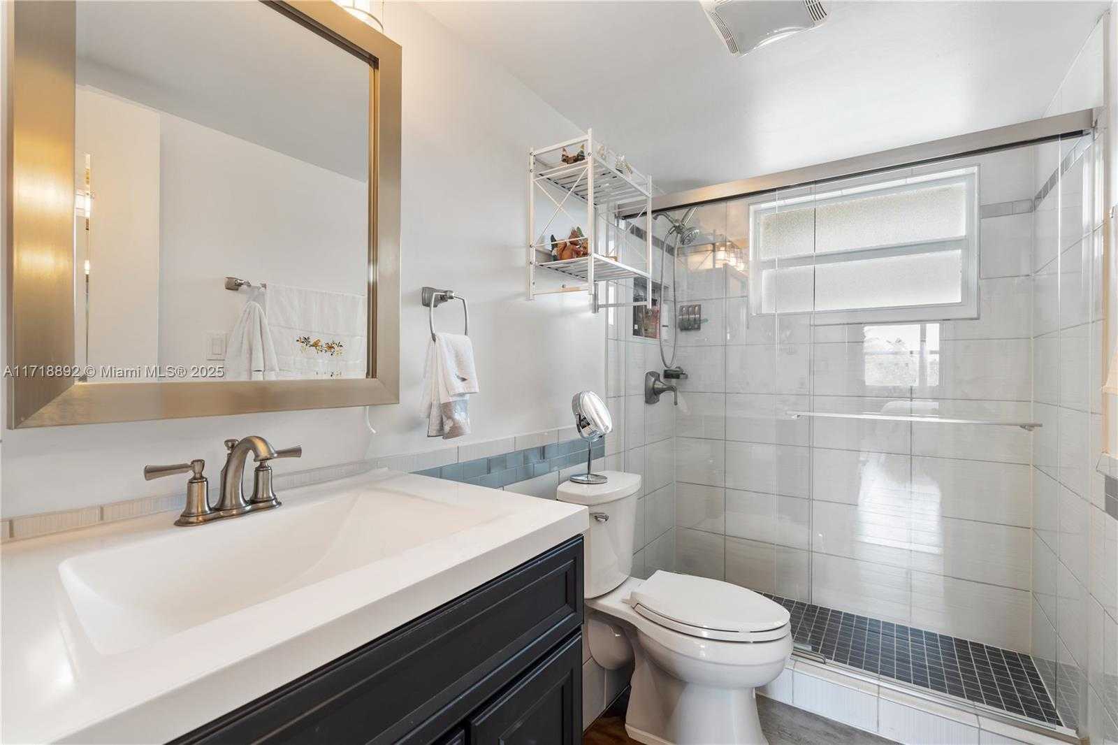 Small Image of 2555 NORTH EAST 11TH ST #303, Fort Lauderdale Number 16