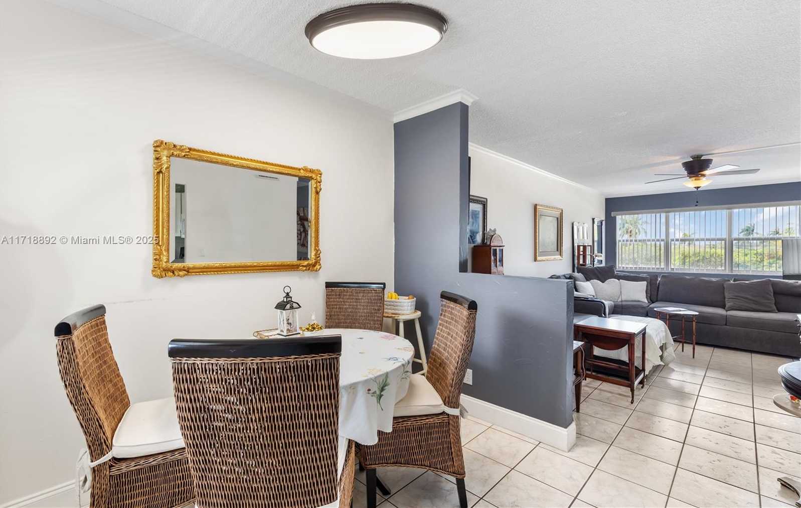 Small Image of 2555 NORTH EAST 11TH ST #303, Fort Lauderdale Number 5