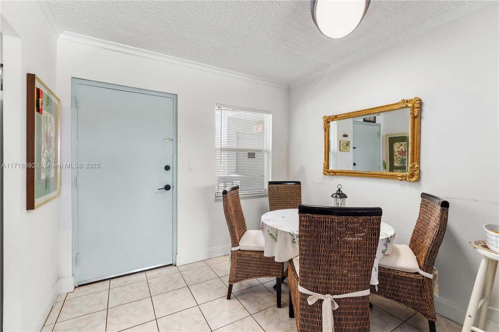 Small Image of 2555 NORTH EAST 11TH ST #303, Fort Lauderdale Number 9
