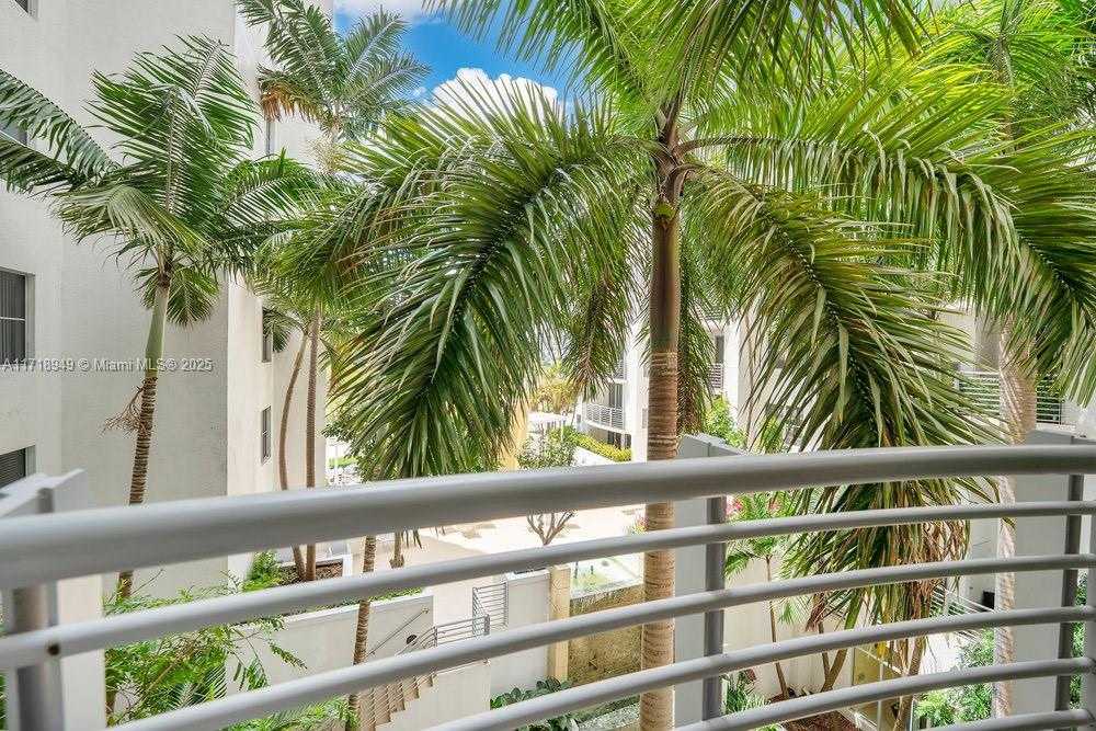 Small Image of 1830 RADIUS DR #418, Hollywood Number 17
