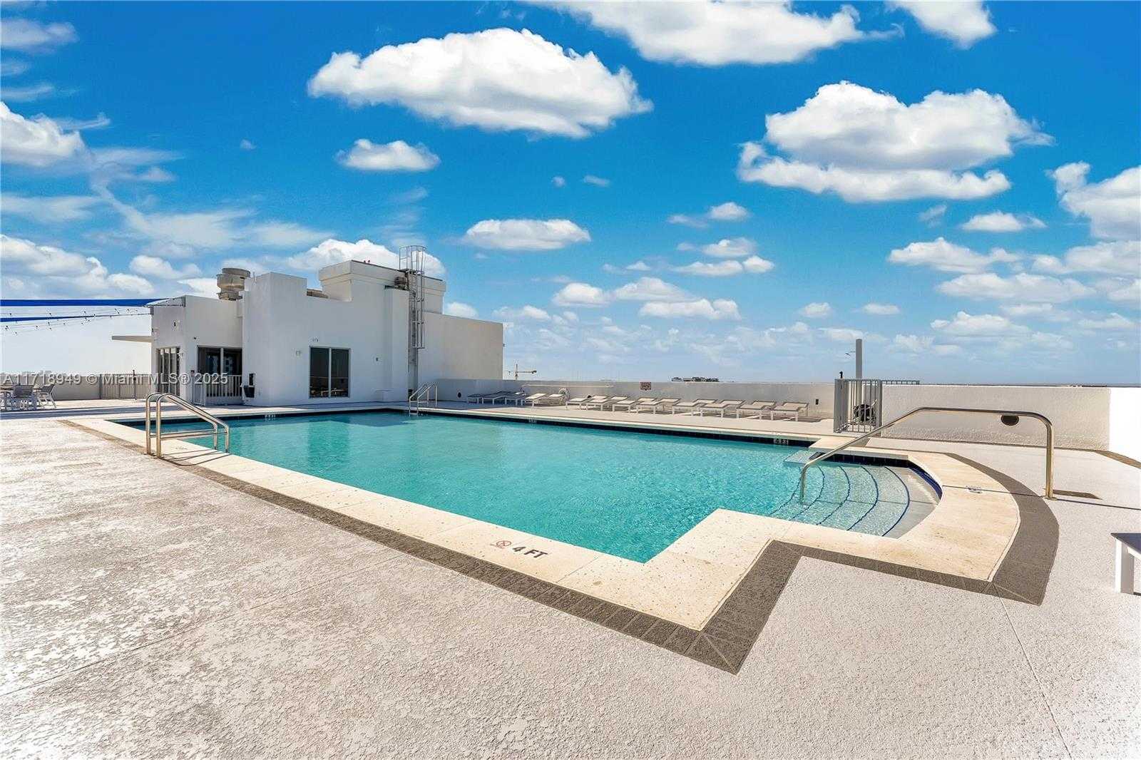 Small Image of 1830 RADIUS DR #418, Hollywood Number 19