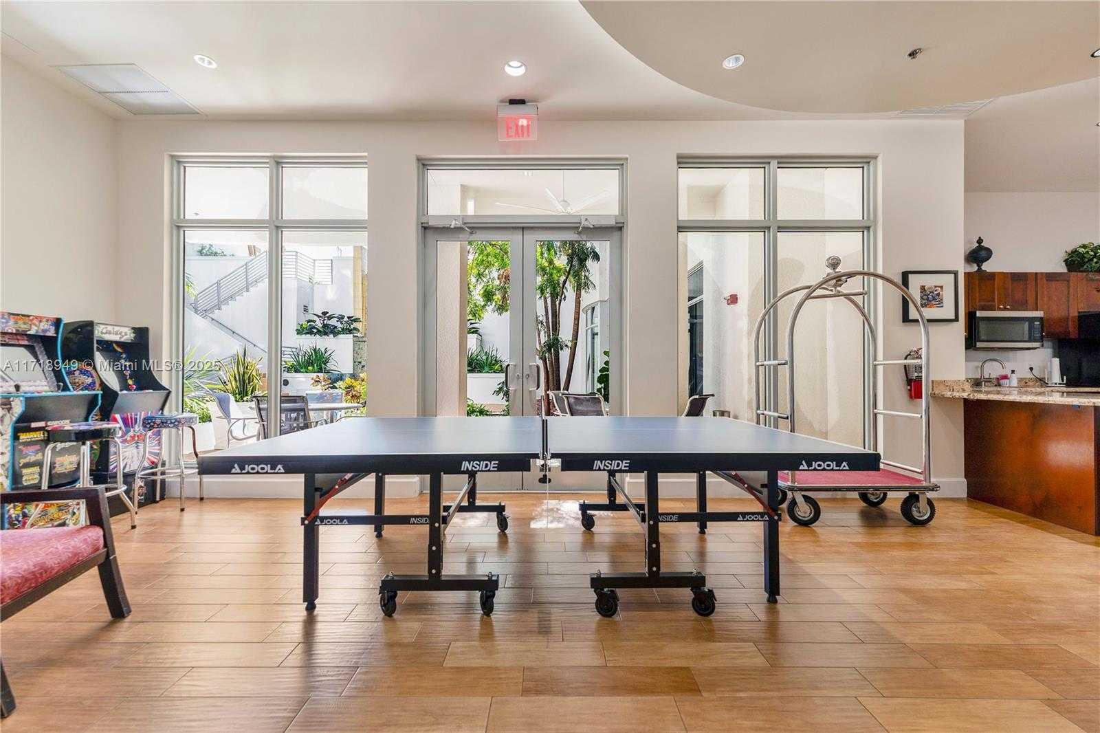 Small Image of 1830 RADIUS DR #418, Hollywood Number 22