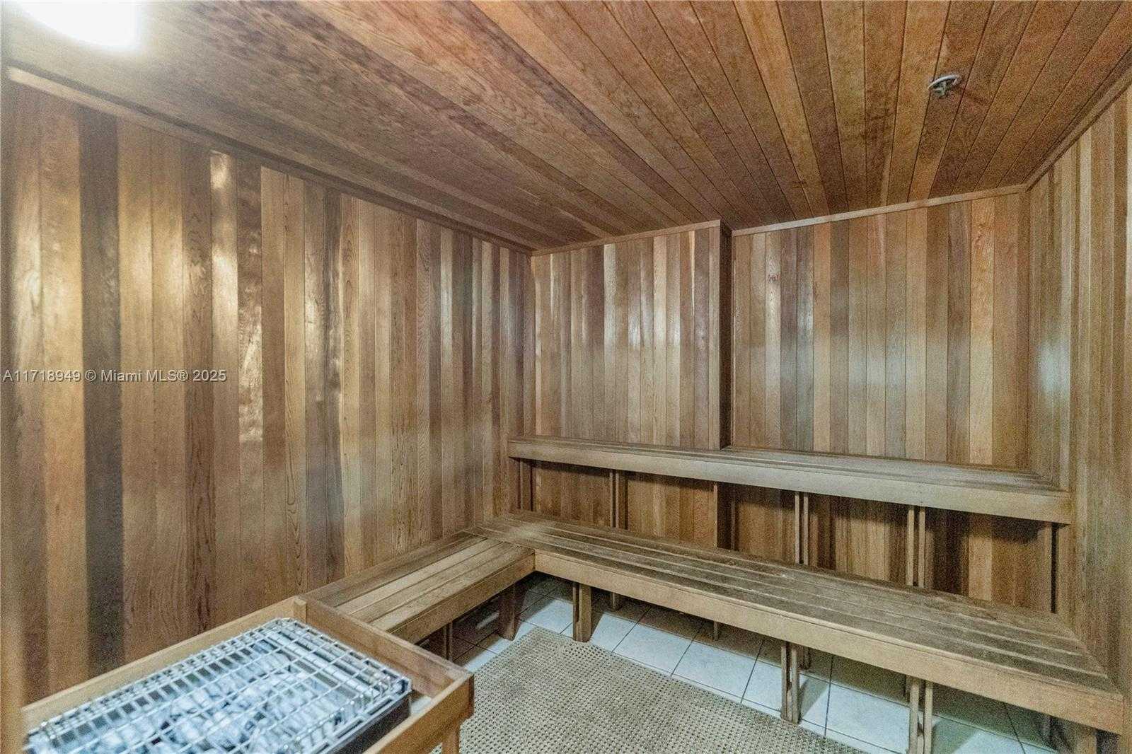 Small Image of 1830 RADIUS DR #418, Hollywood Number 28
