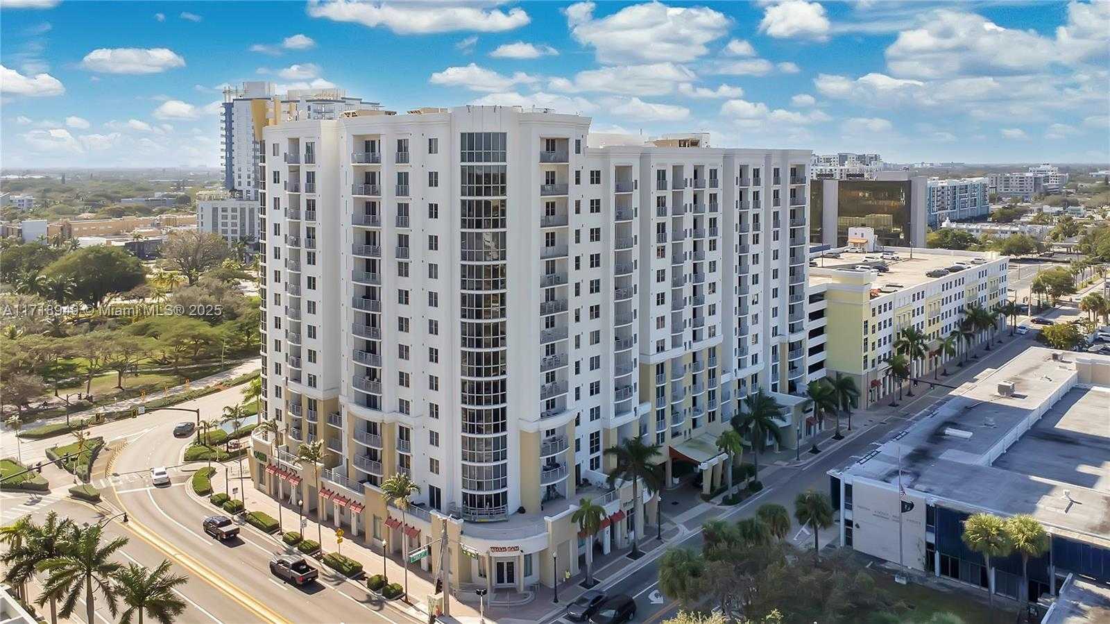 Small Image of 1830 RADIUS DR #418, Hollywood Number 3