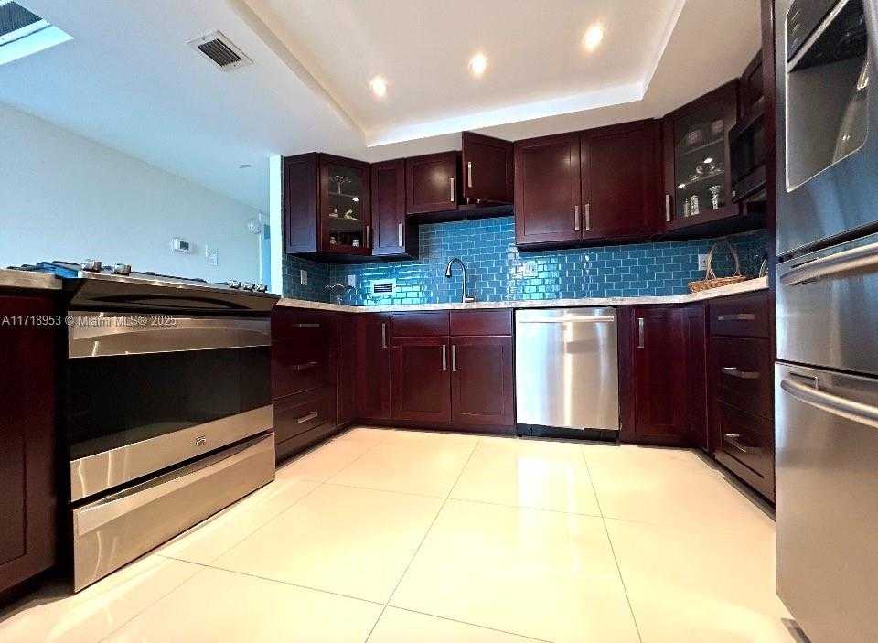 Small Image of 2030 SOUTH OCEAN DR #506, Hallandale Beach Number 36