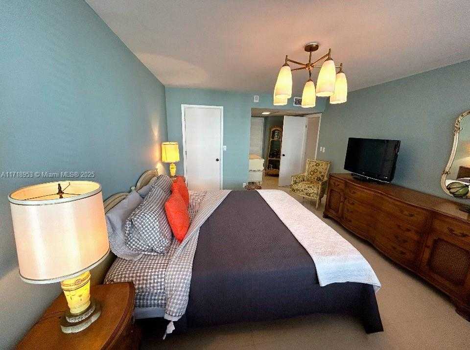 Small Image of 2030 SOUTH OCEAN DR #506, Hallandale Beach Number 48