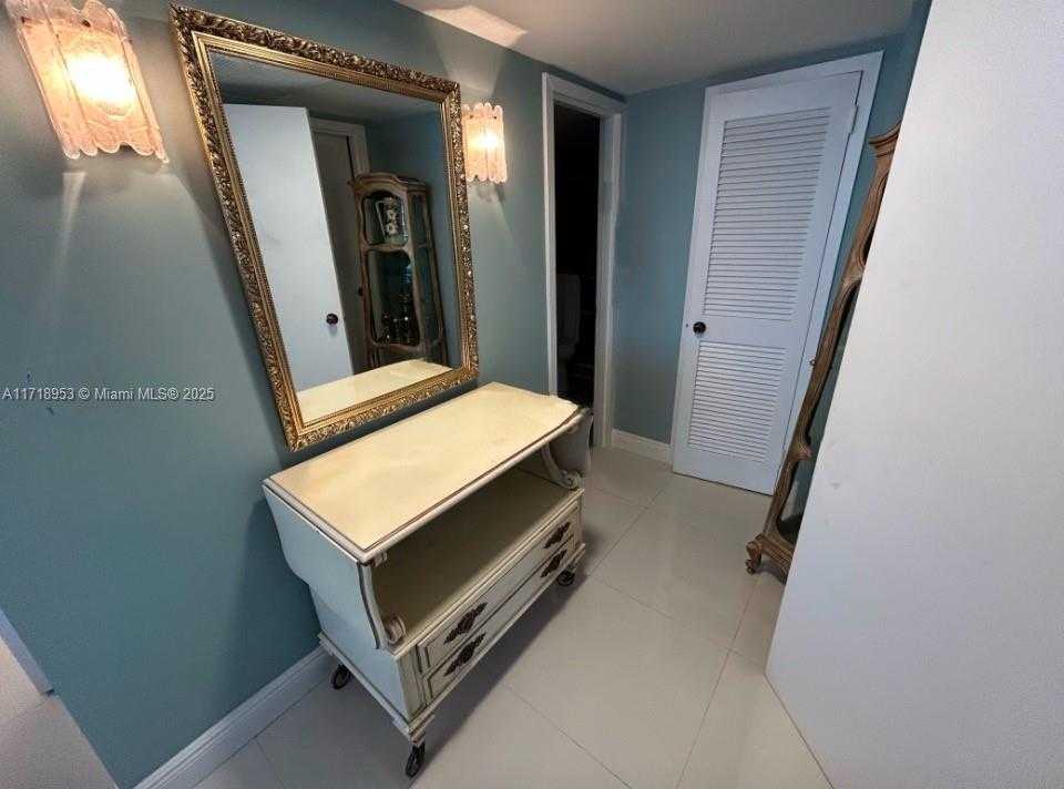 Small Image of 2030 SOUTH OCEAN DR #506, Hallandale Beach Number 49