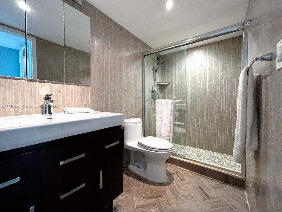 Small Image of 2030 SOUTH OCEAN DR #506, Hallandale Beach Number 50