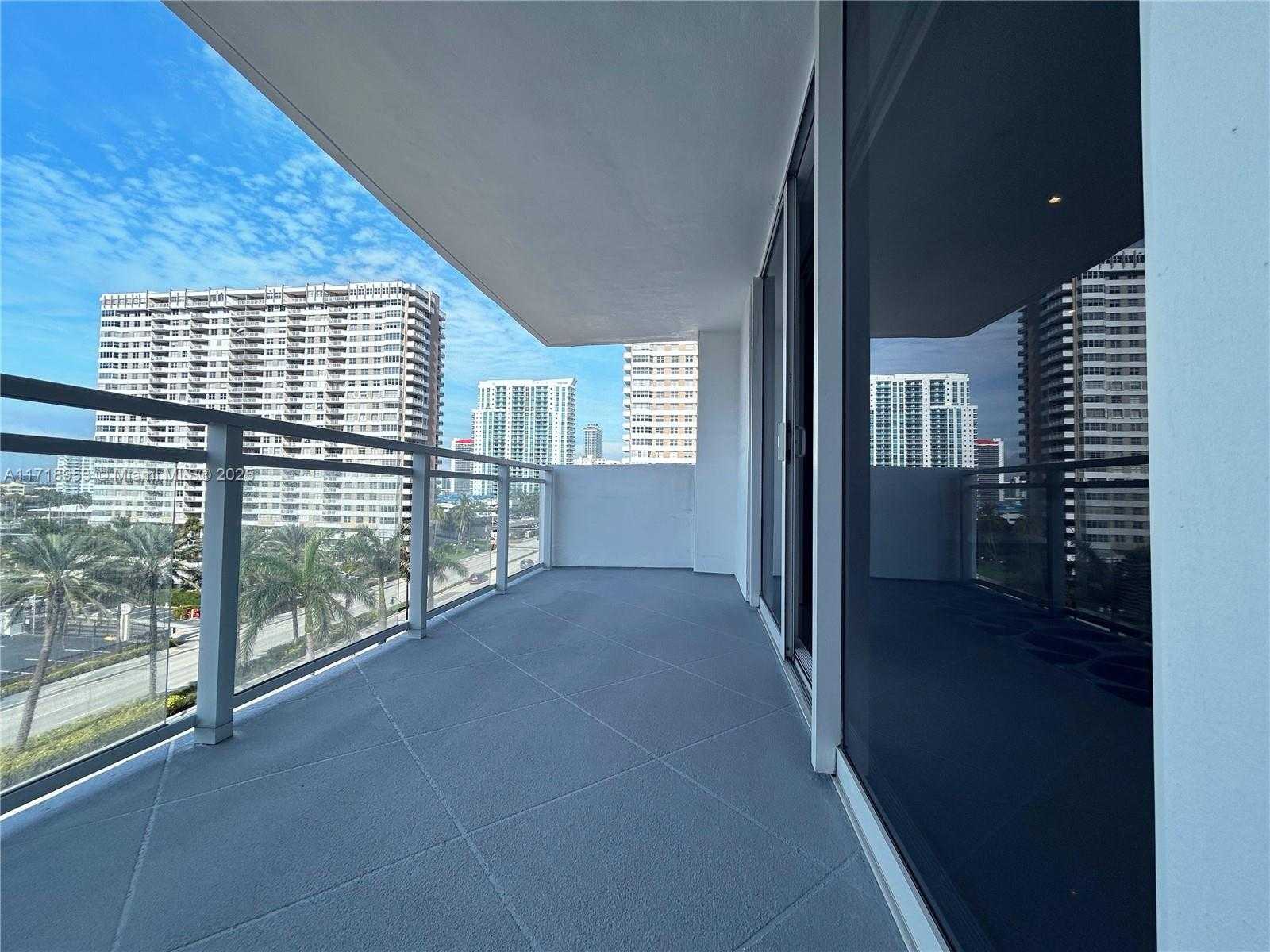 Small Image of 2030 SOUTH OCEAN DR #506, Hallandale Beach Number 60