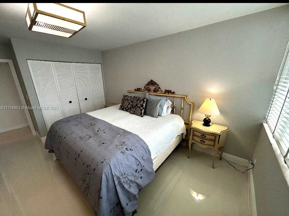 Small Image of 2030 SOUTH OCEAN DR #506, Hallandale Beach Number 67