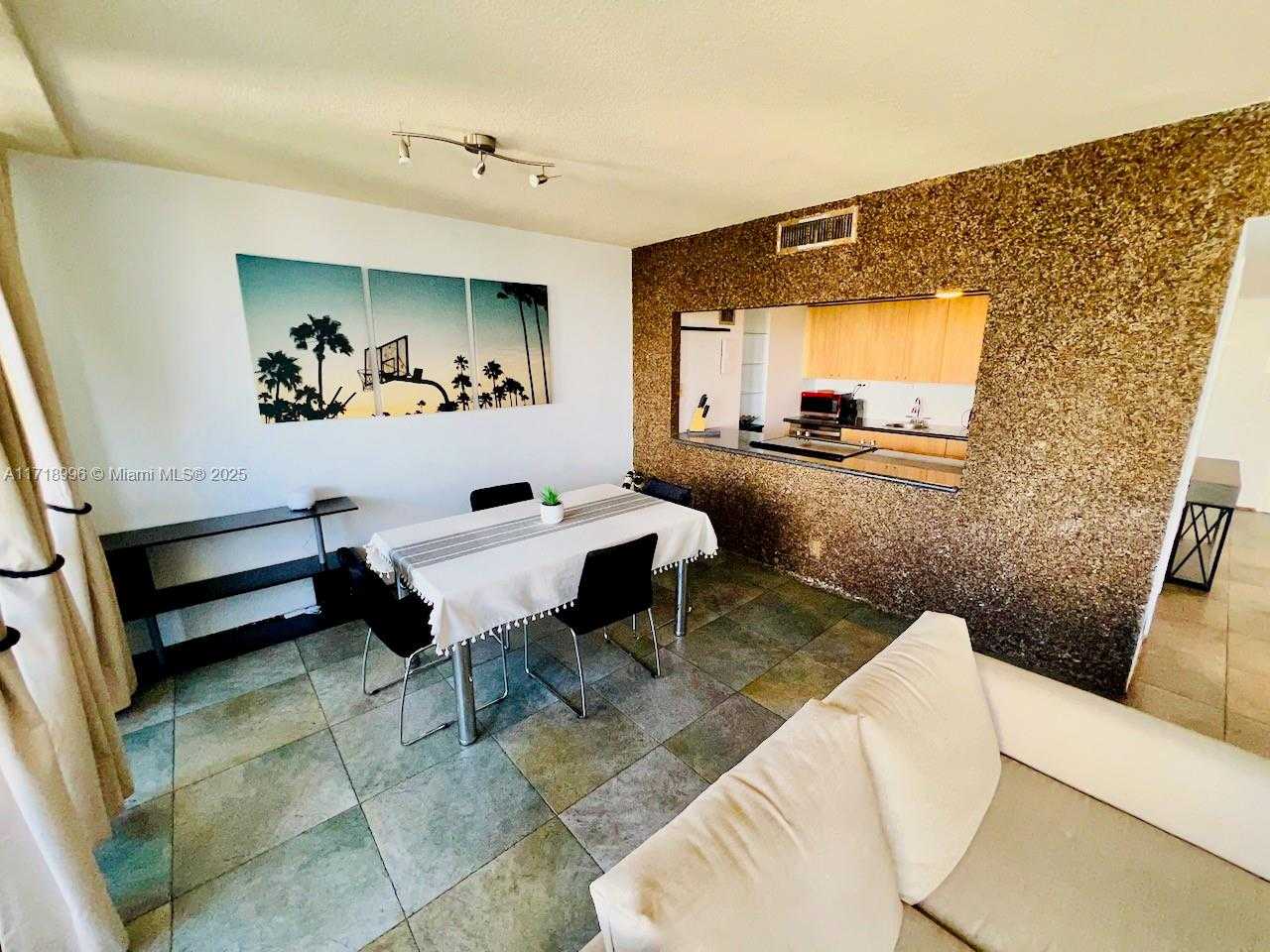 Small Image of 900 BAY DR #411, Miami Beach Number 2