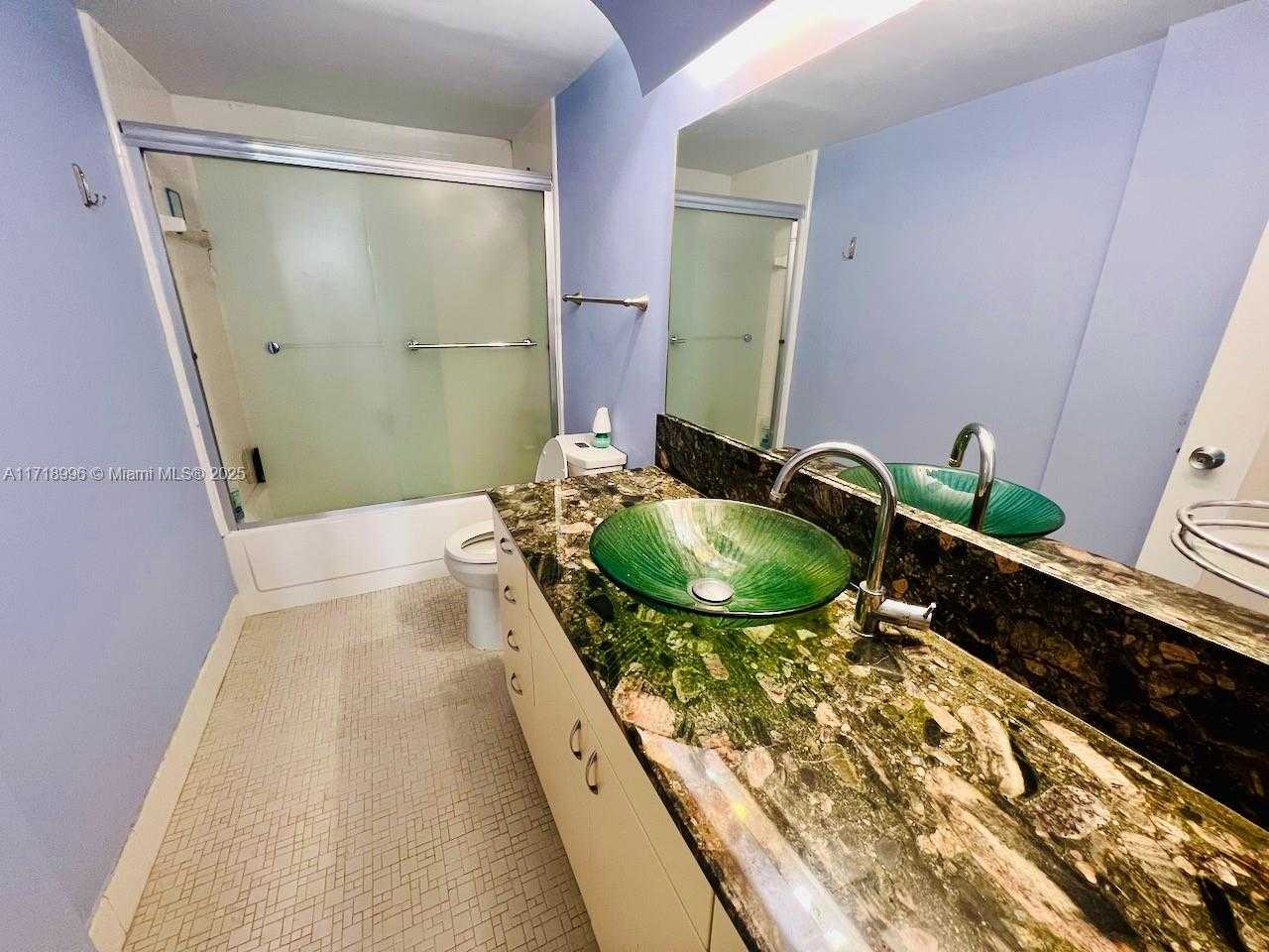 Small Image of 900 BAY DR #411, Miami Beach Number 37