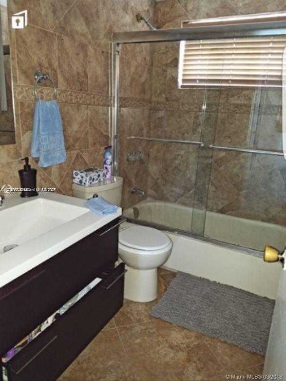 Small Image of 7920 EAST DR #6, North Bay Village Number 5