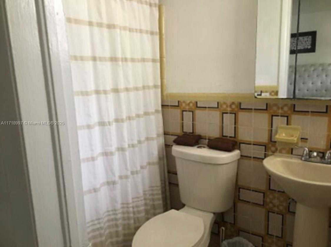 Small Image of 7920 EAST DR #6, North Bay Village Number 8