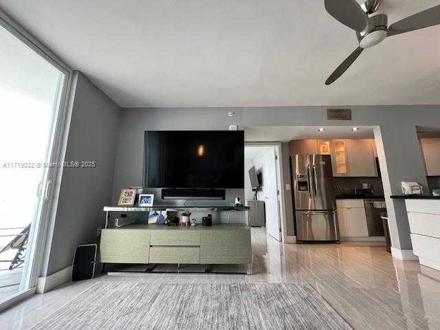 Small Image of 6969 COLLINS AVE #1115, Miami Beach Number 11