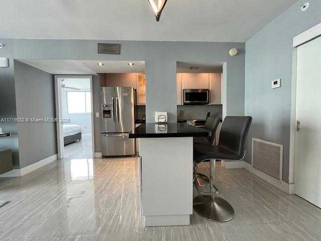 Small Image of 6969 COLLINS AVE #1115, Miami Beach Number 13