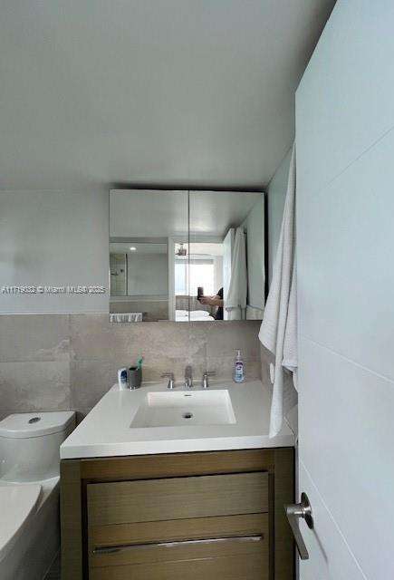 Small Image of 6969 COLLINS AVE #1115, Miami Beach Number 25