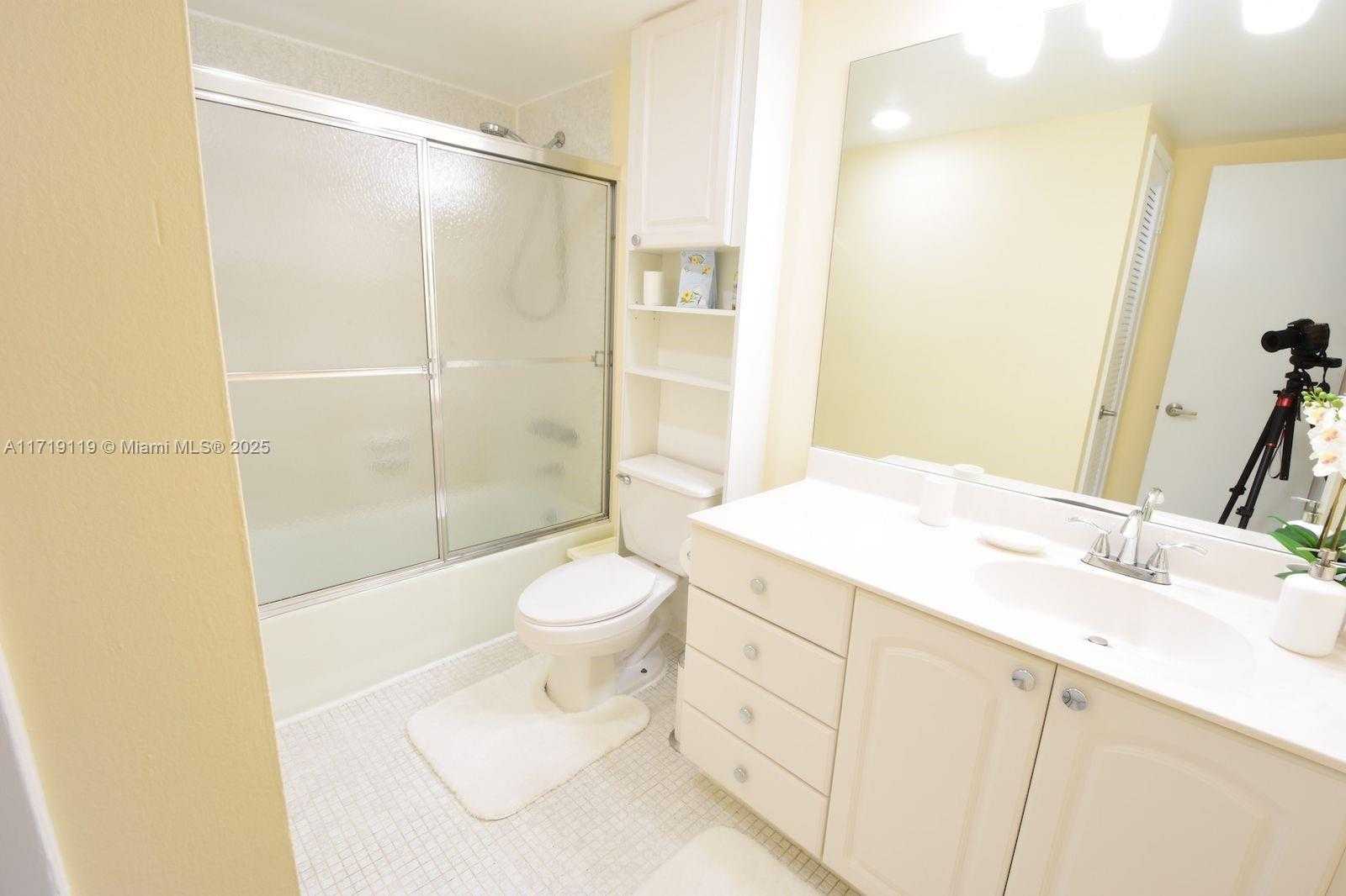 Small Image of 19390 COLLINS AVE #717, Sunny Isles Beach Number 7