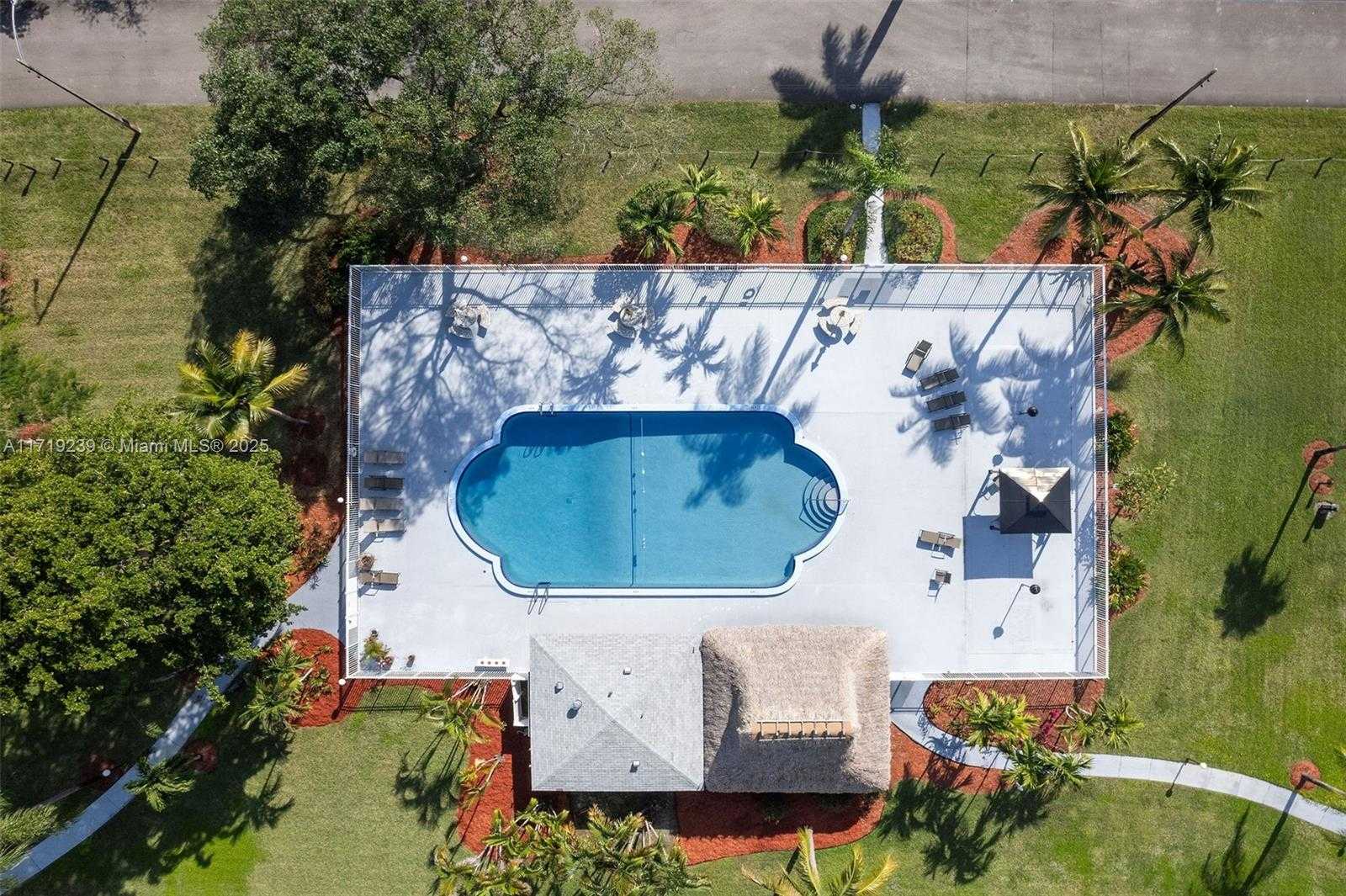 Small Image of 4650 WASHINGTON ST #504, Hollywood Number 29