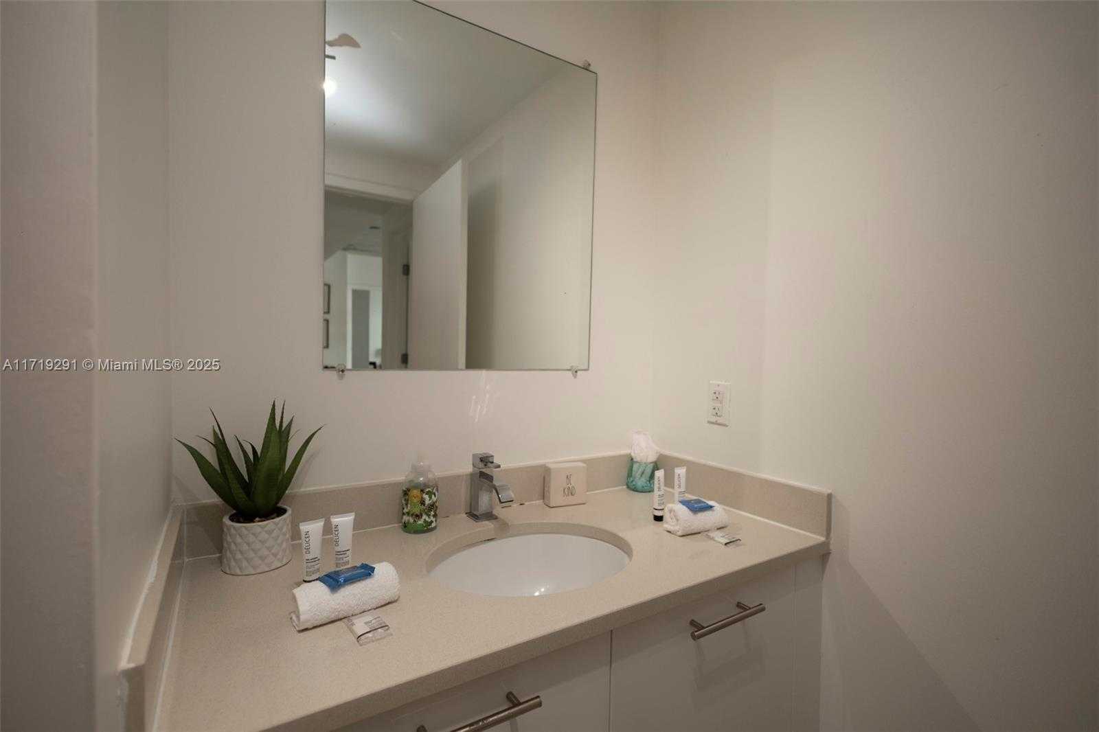 Small Image of 3250 NORTH EAST 1ST AVE #502, Miami Number 35