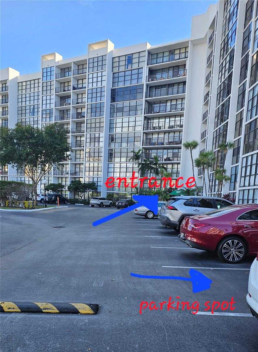Small Image of 800 PARKVIEW DR #512, Hallandale Beach Number 21