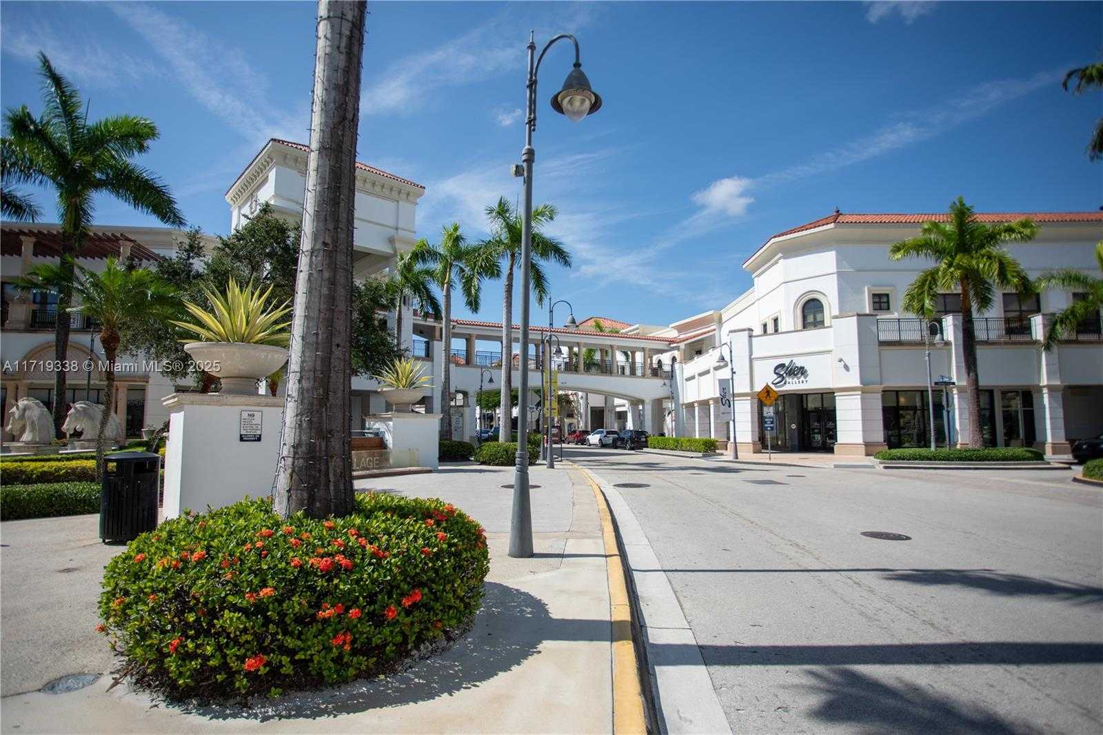 Small Image of 800 PARKVIEW DR #512, Hallandale Beach Number 25