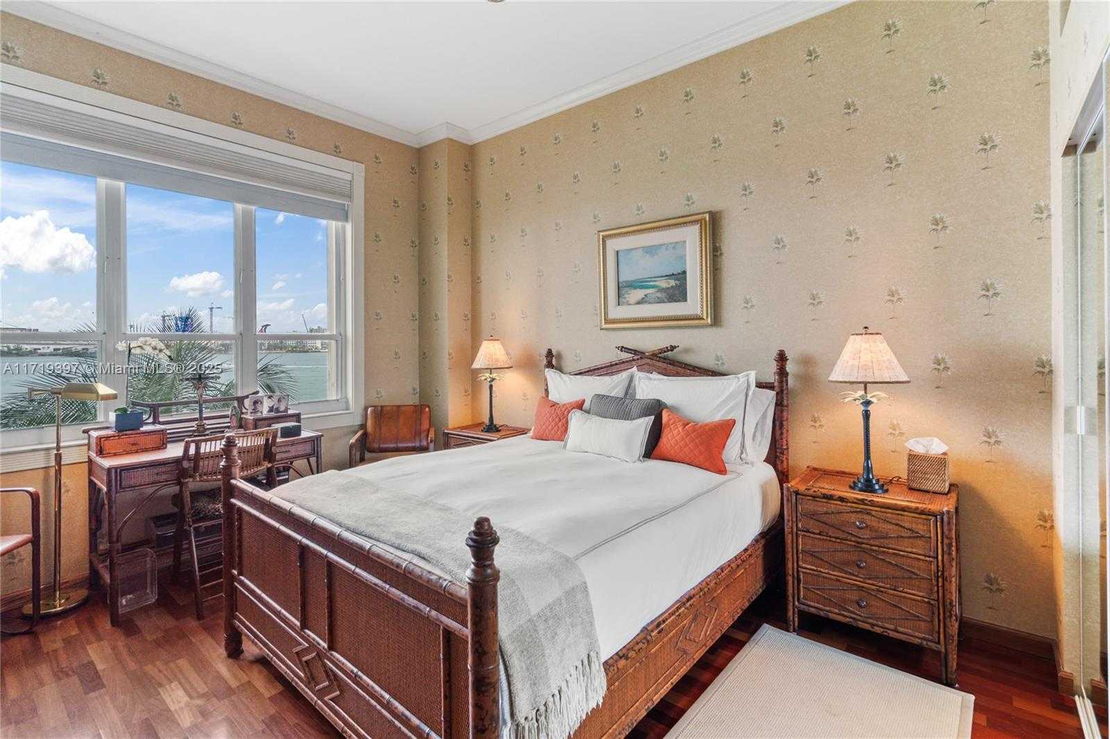 Small Image of 888 Brickell Key Dr, Miami, FL 33131, USA Number 26