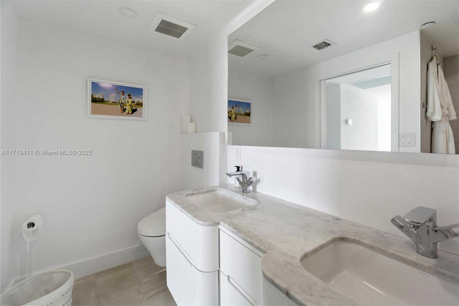 Small Image of 100 LINCOLN RD #1411, Miami Beach Number 18
