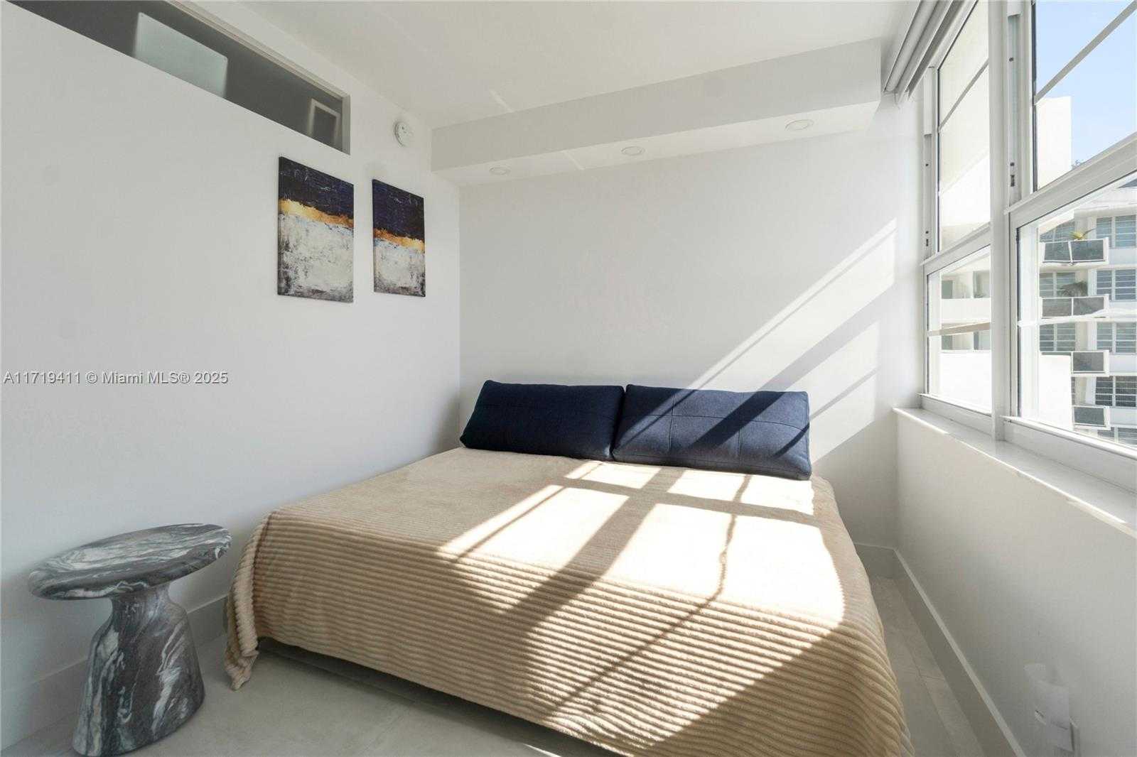 Small Image of 100 LINCOLN RD #1411, Miami Beach Number 8