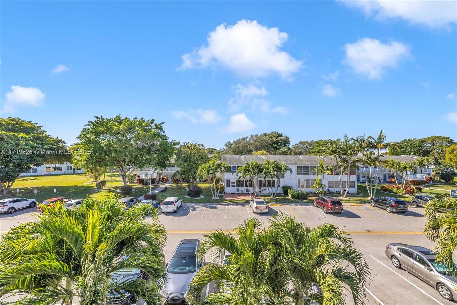 Small Image of 3037 NEWPORT H #3037, Deerfield Beach Number 11