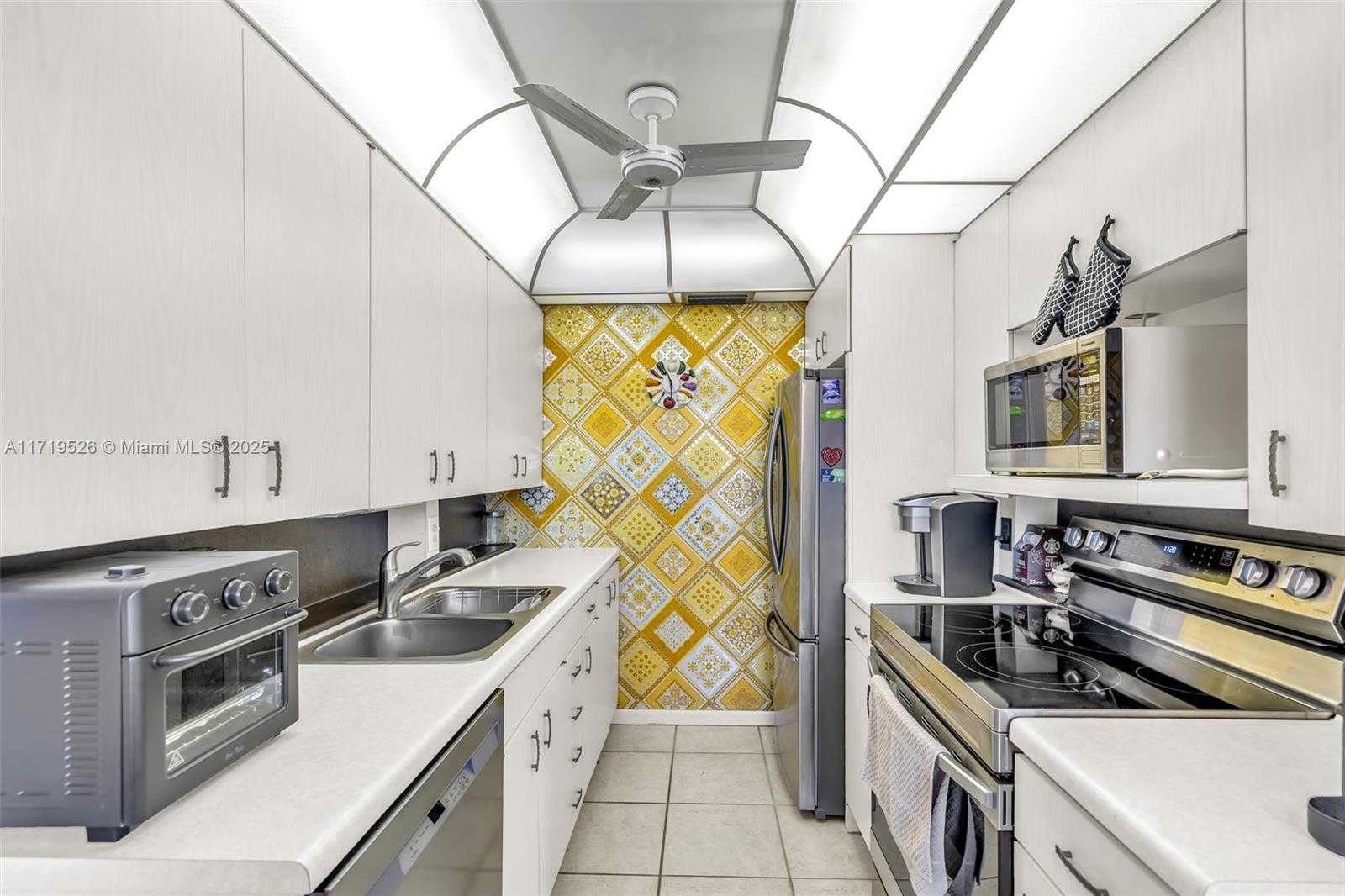 Small Image of 3037 NEWPORT H #3037, Deerfield Beach Number 20