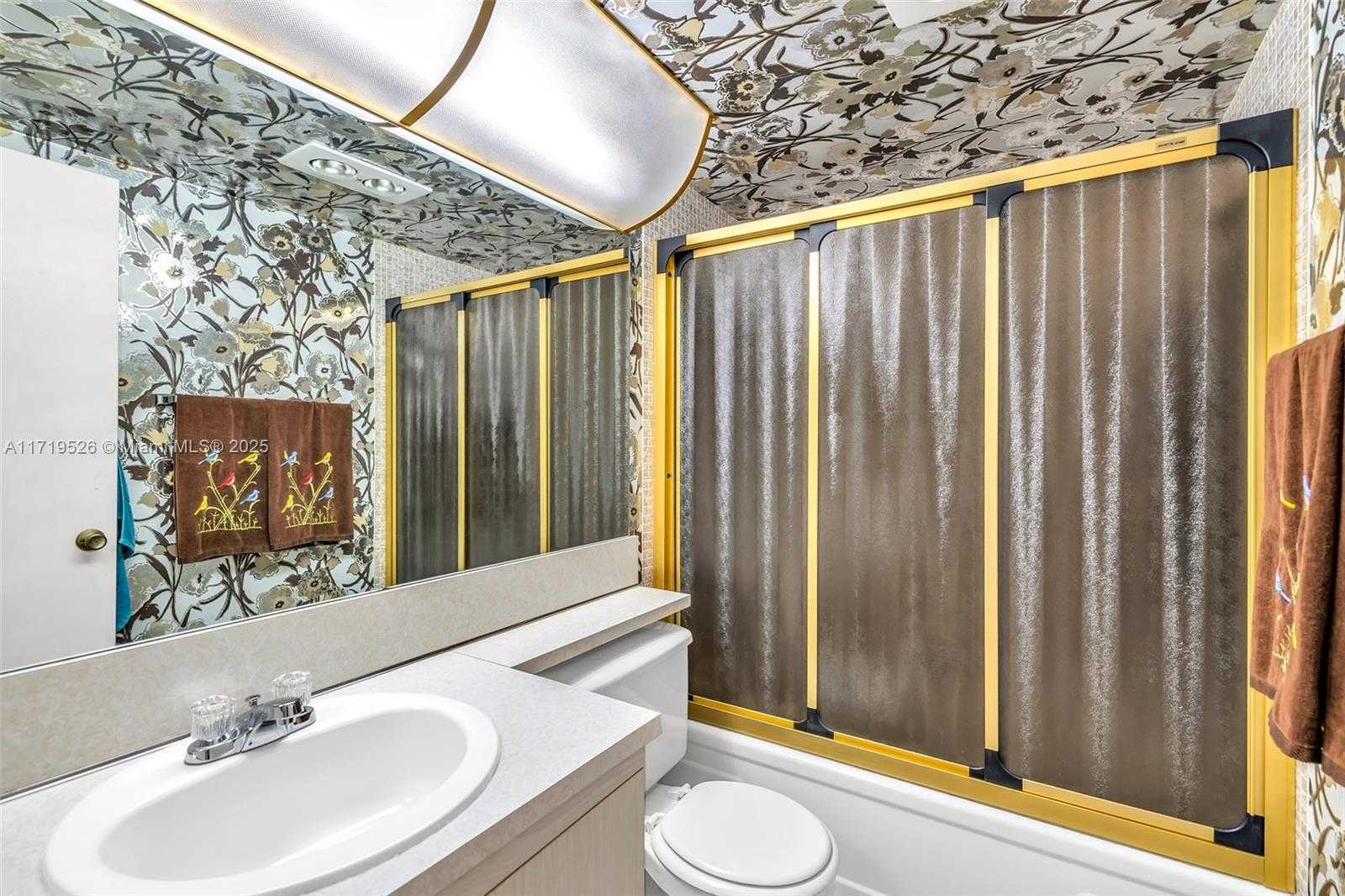 Small Image of 3037 NEWPORT H #3037, Deerfield Beach Number 22