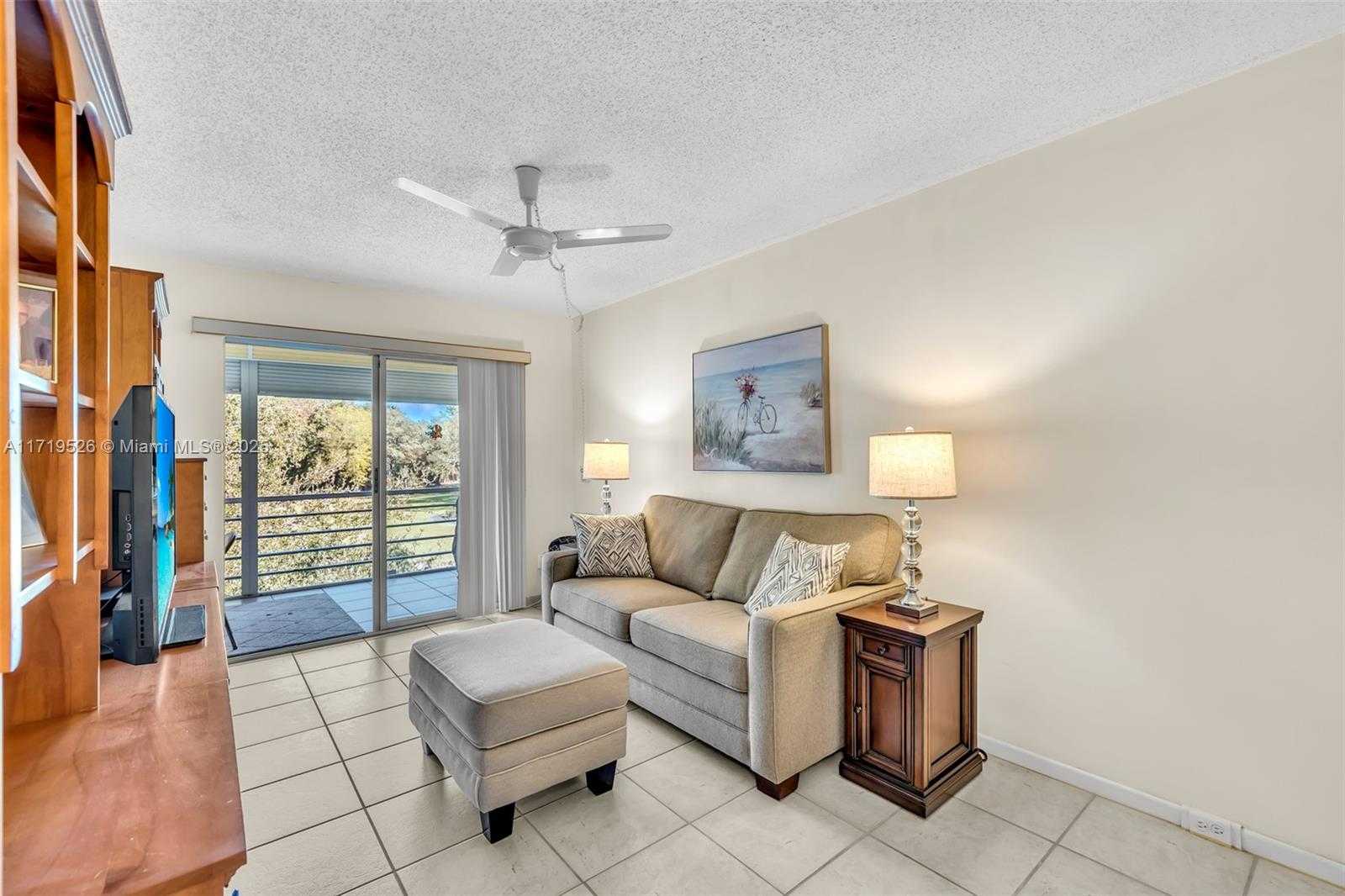 Small Image of 3037 NEWPORT H #3037, Deerfield Beach Number 28