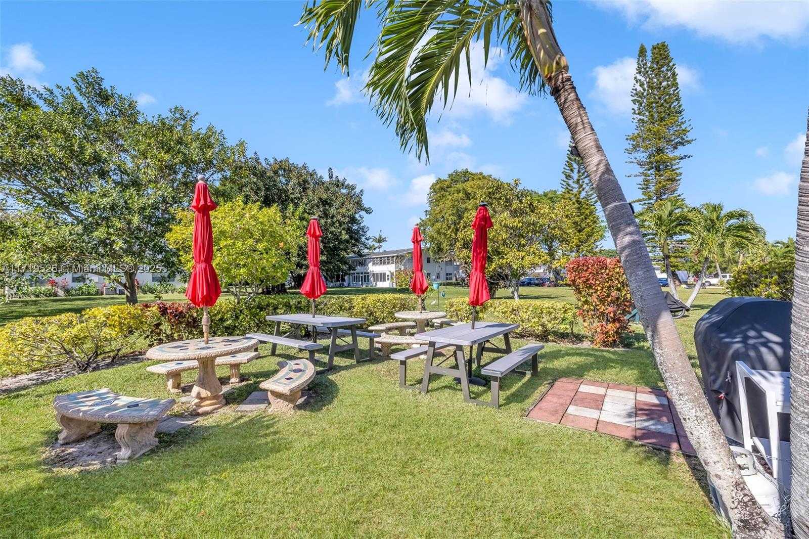 Small Image of 3037 NEWPORT H #3037, Deerfield Beach Number 34