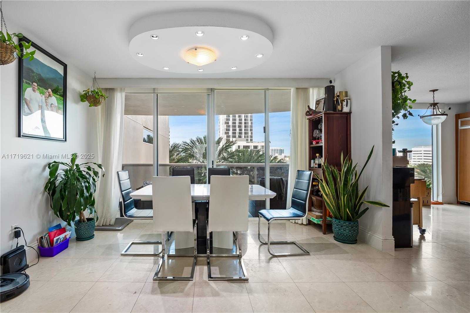 Small Image of 17555 COLLINS AVE #607, Sunny Isles Beach Number 17