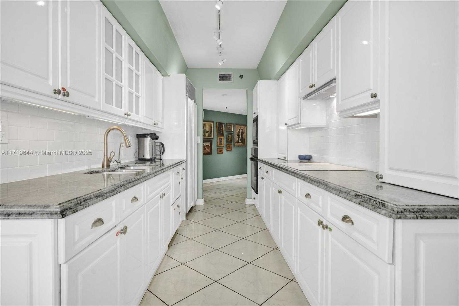 Small Image of 9455 COLLINS AVE #902, Surfside Number 8