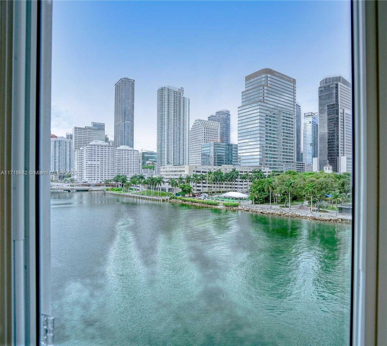 Small Image of 801 BRICKELL KEY BLVD #502, Miami Number 14