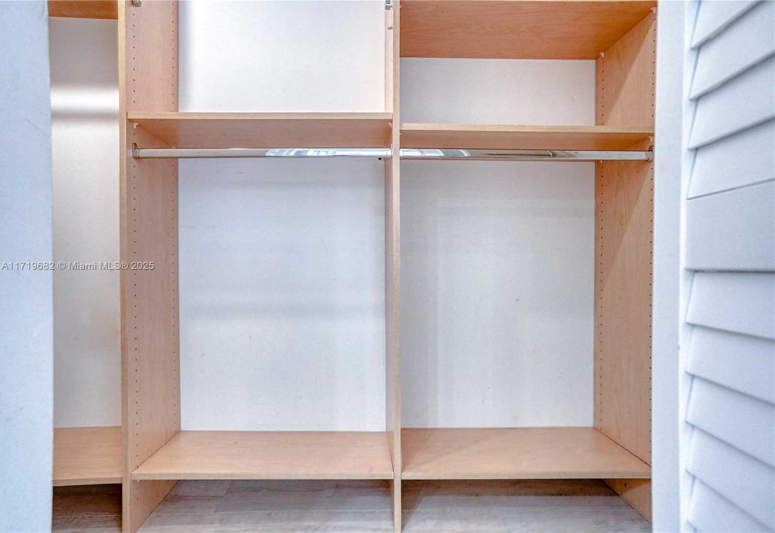 Small Image of 801 BRICKELL KEY BLVD #502, Miami Number 30