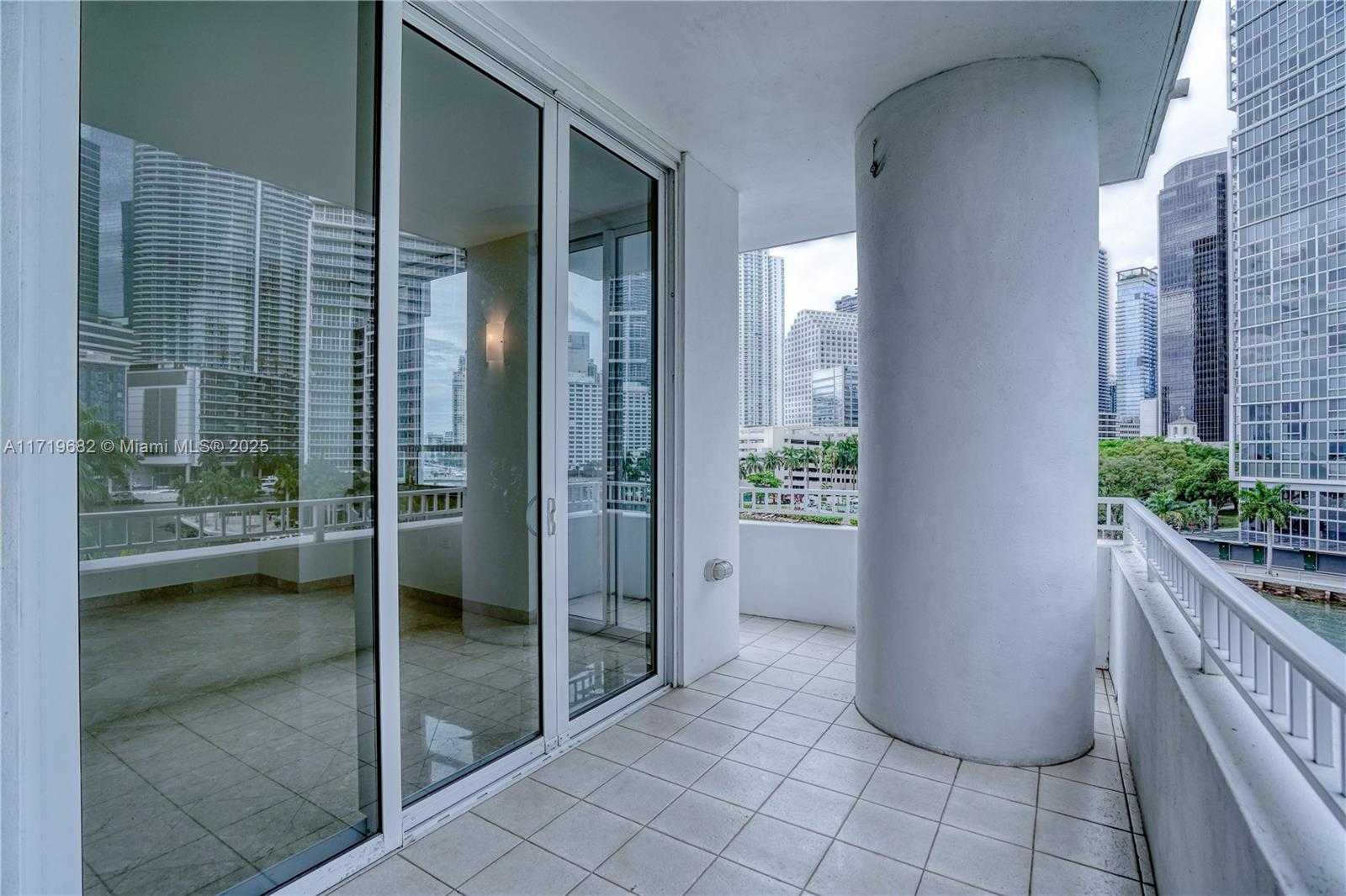 Small Image of 801 BRICKELL KEY BLVD #502, Miami Number 47