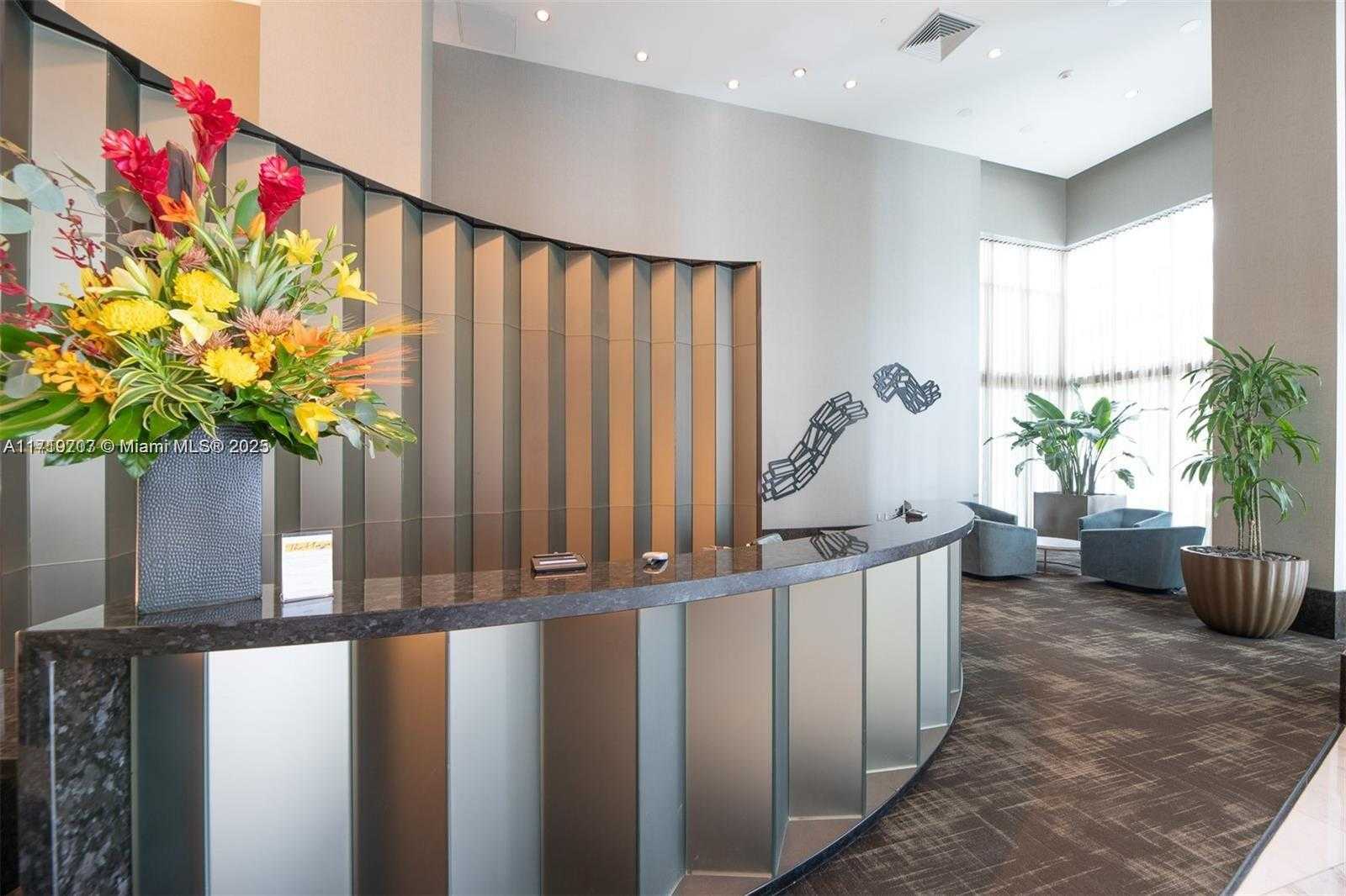 Small Image of 951 BRICKELL AVE #3303, Miami Number 25